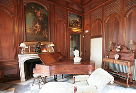 /Image/img_articles/escapade_malouine/colombier_salon.jpg
