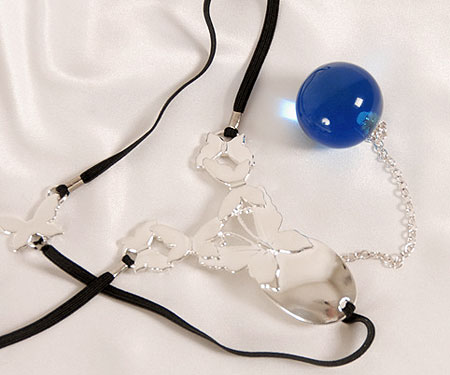 String Papillon de Jouissance - bijou intime Sylvie Monthulé bijou intime sextoy papillon de jouissance