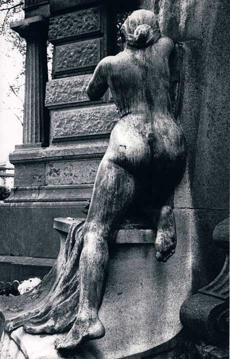Erotique du cimetière - Cimetière de Bruxelles