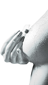 excitation des seins par la glace sein et glaçon