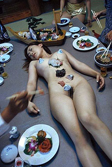 Nyotaimori  