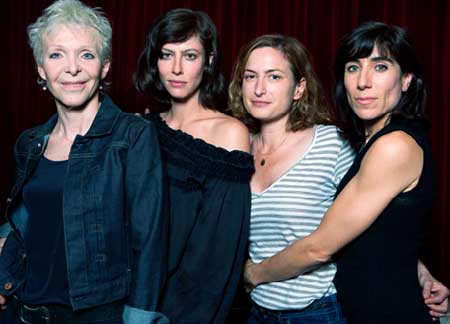 Les 4 réalisatrices. De gauche à droite : Toni Marshall, Anna Mouglalis, Zoé Cassavetes, Bianca Li